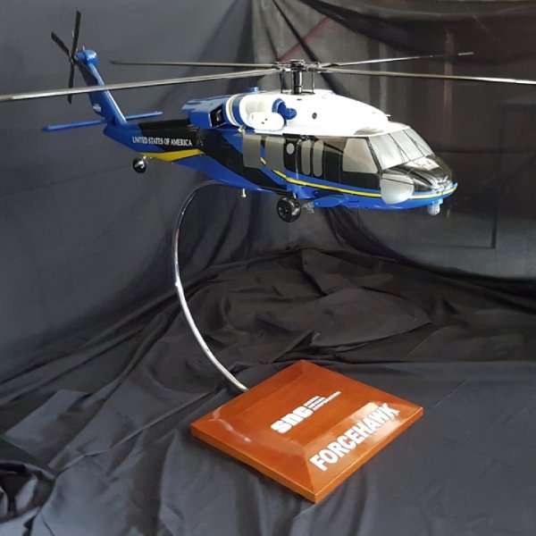 UH-60L Force Hawk 5Ft Model Right